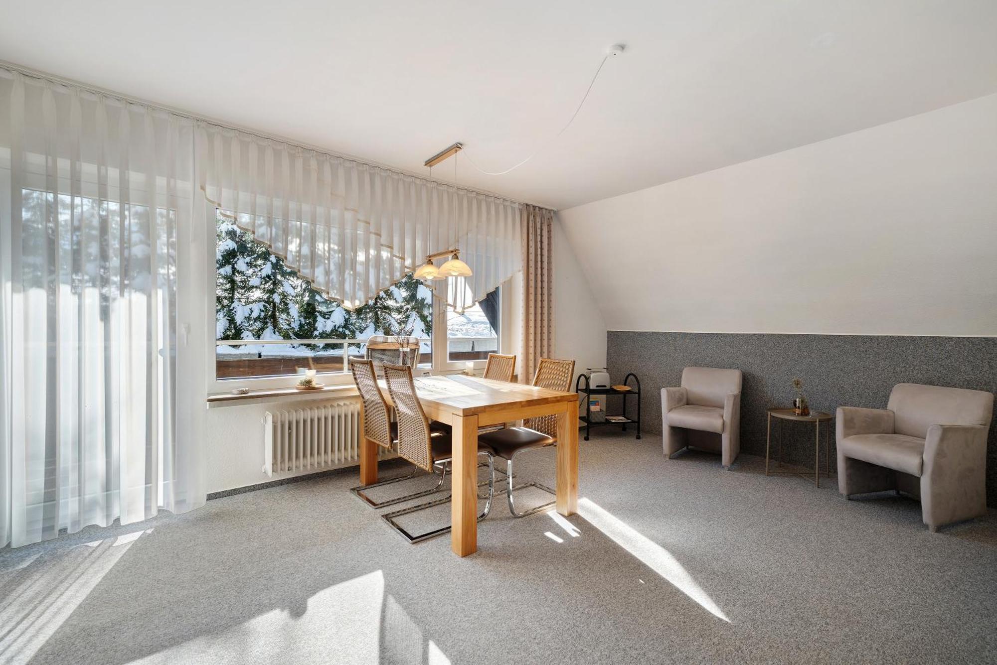 2 Zimmer Wohnung, Mit Sonnenterasse Schoenwald im Schwarzwald Exterior photo